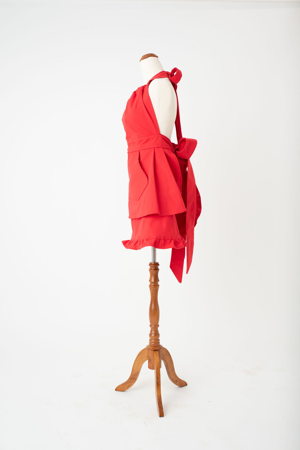 retro ruffle red apron by Pretty Made - side 