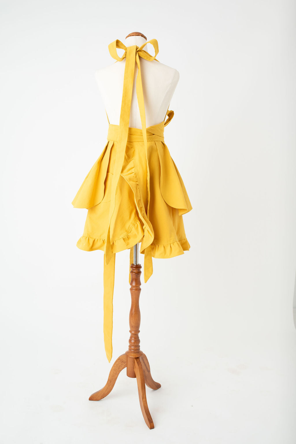 High waist hostess apron in yellow by Pretty Made - back bow